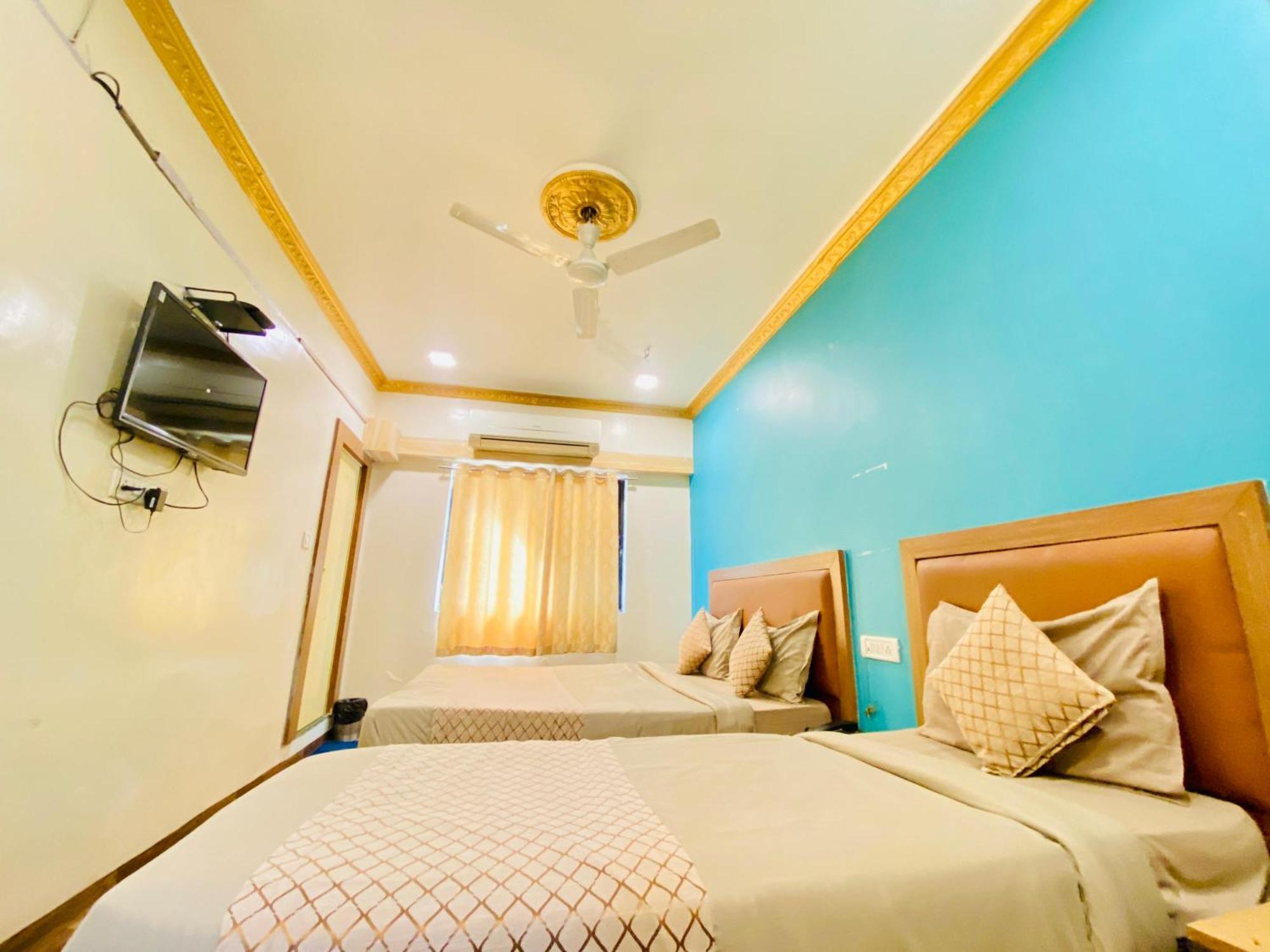 Hotel Abc Satellite Prahlad Nagar Ahmedabad Exterior foto
