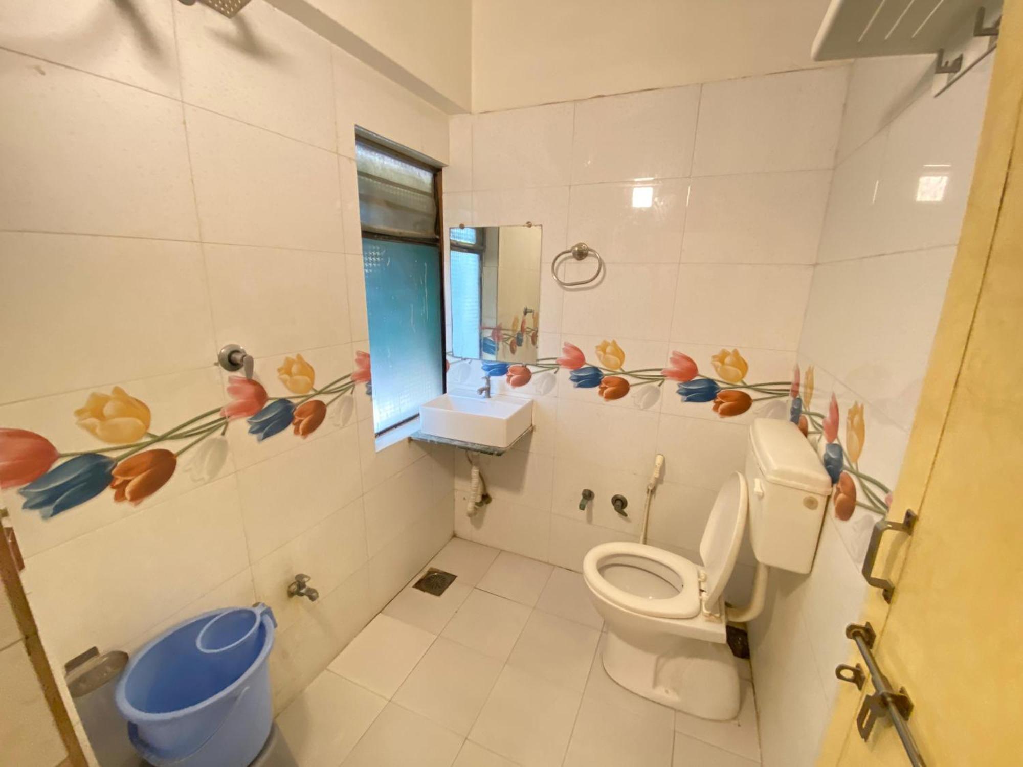 Hotel Abc Satellite Prahlad Nagar Ahmedabad Exterior foto